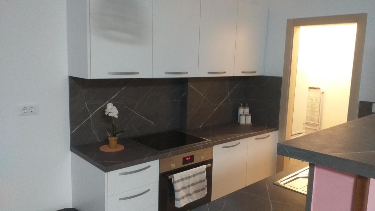 Apart Centar Umag Edda Joakima Rakovca 7 E 52470-Umago Esterno foto